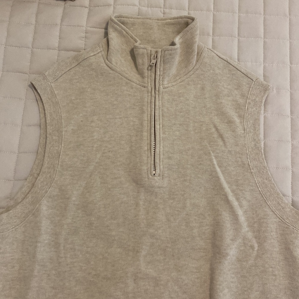 Mens Vest - Picture 2 of 4